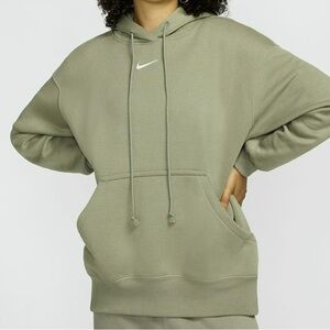 Nike Green Pullover Hoodie Women’s size medium